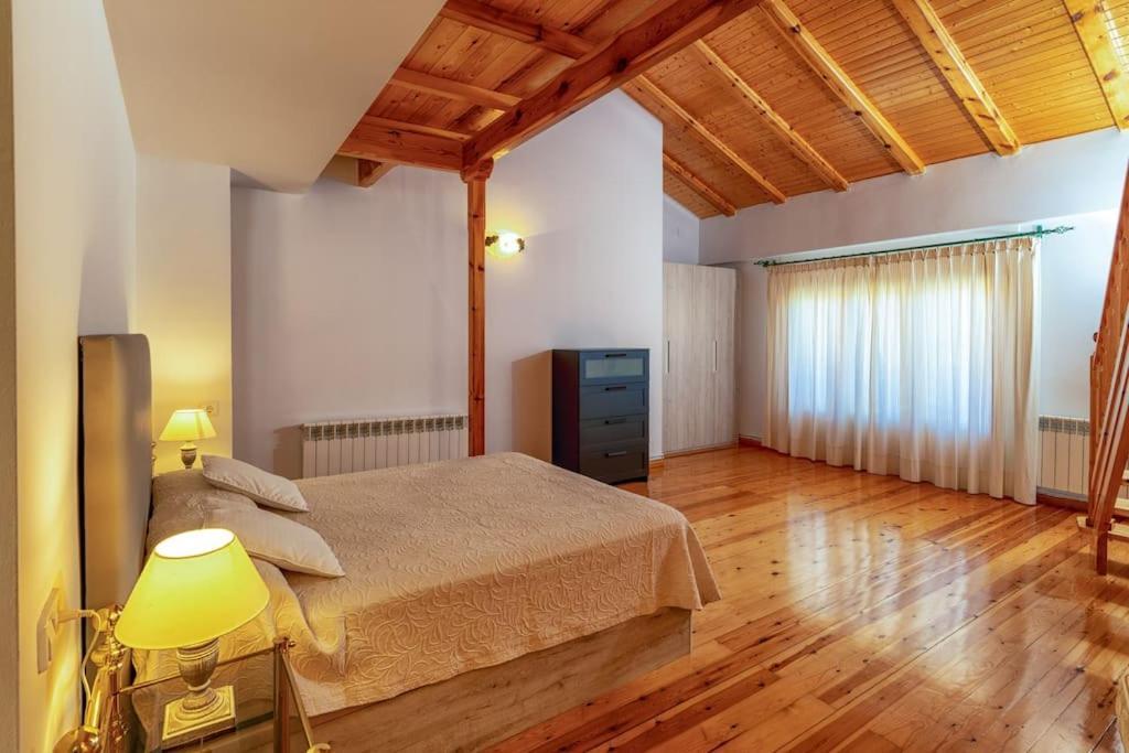 Apartamento Los 3 Reyes Valderrobres Exterior foto